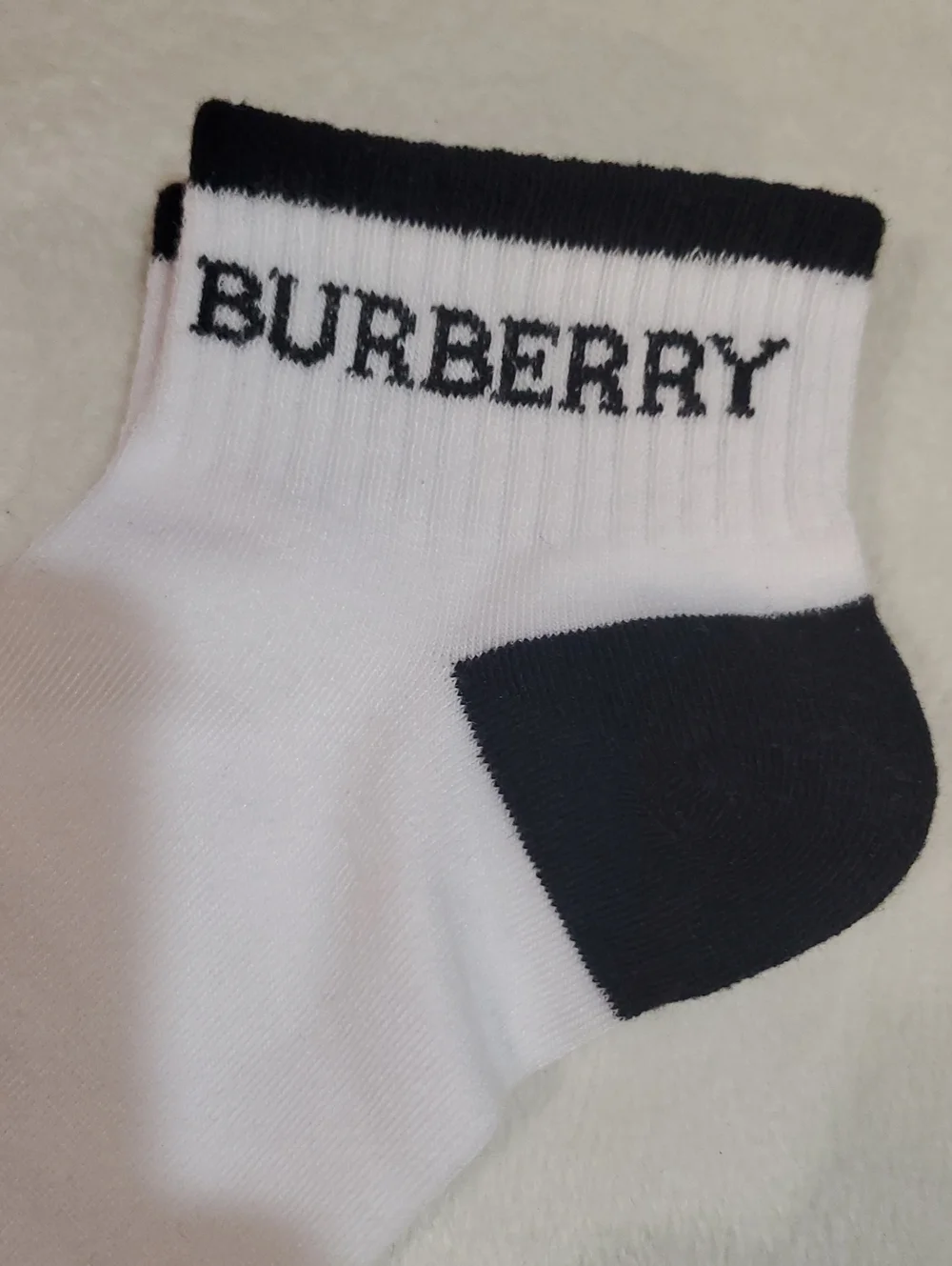 Burberry ankle socks